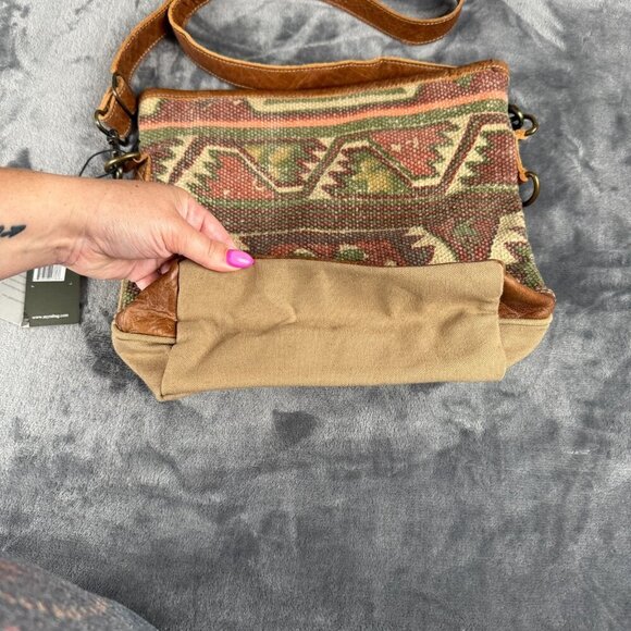 Myra Bag #s-1579 Mosavo Leather Rug Canvas 12"x12"x4 " Shoulder - Picture 5 of 10